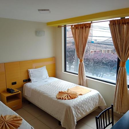 Hotel Golden Coral Tulcán المظهر الخارجي الصورة