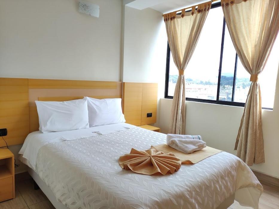 Hotel Golden Coral Tulcán المظهر الخارجي الصورة