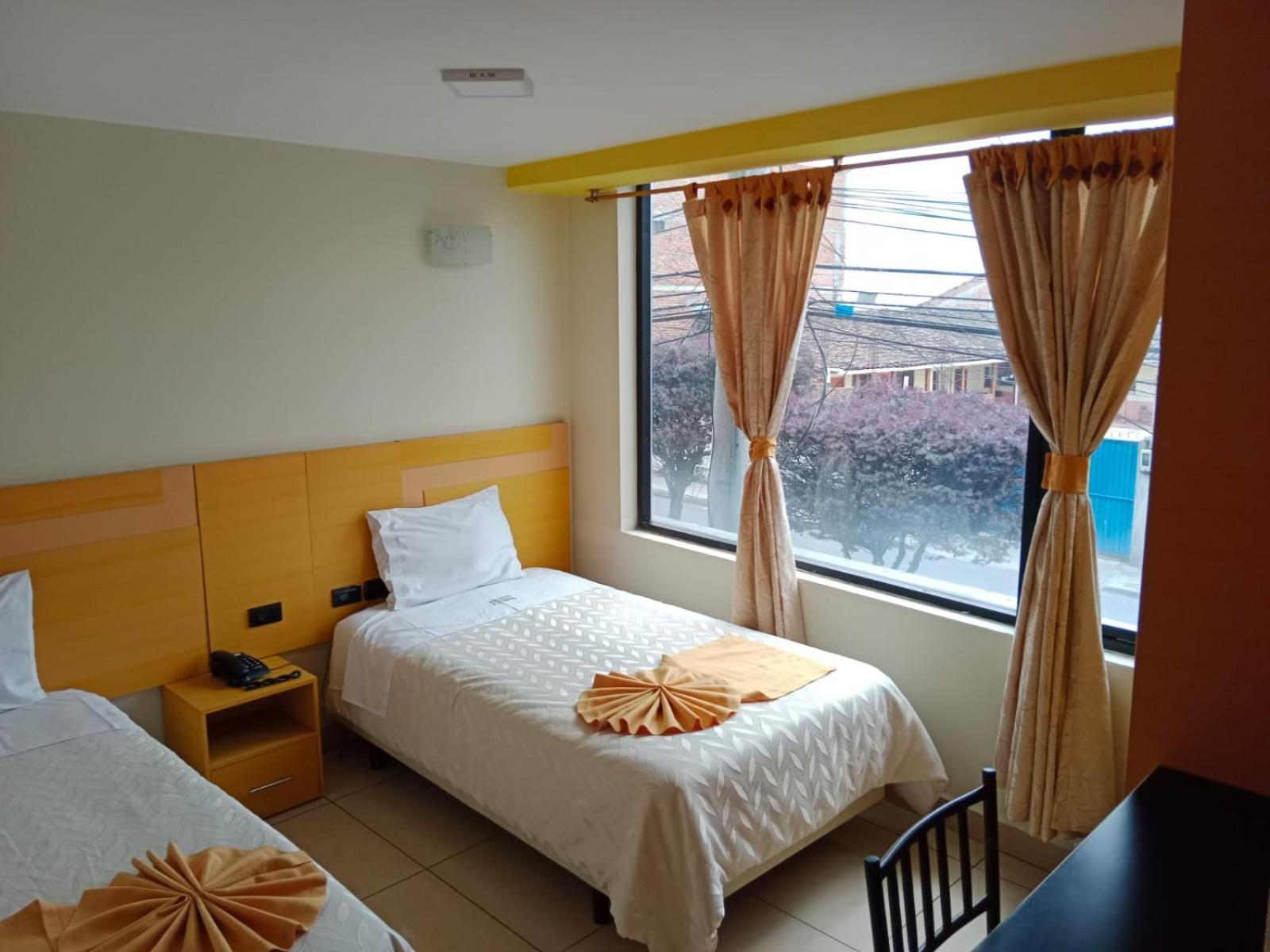 Hotel Golden Coral Tulcán المظهر الخارجي الصورة